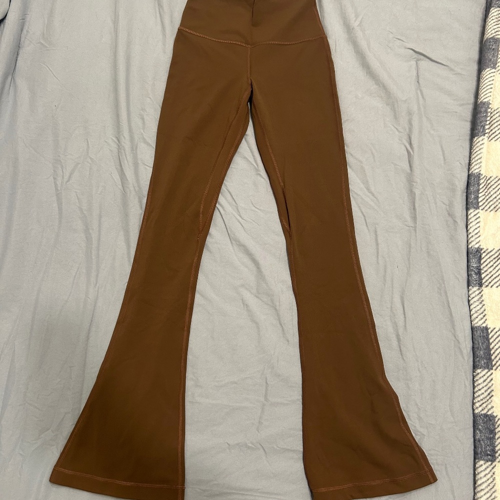 Lululemon Super Flare